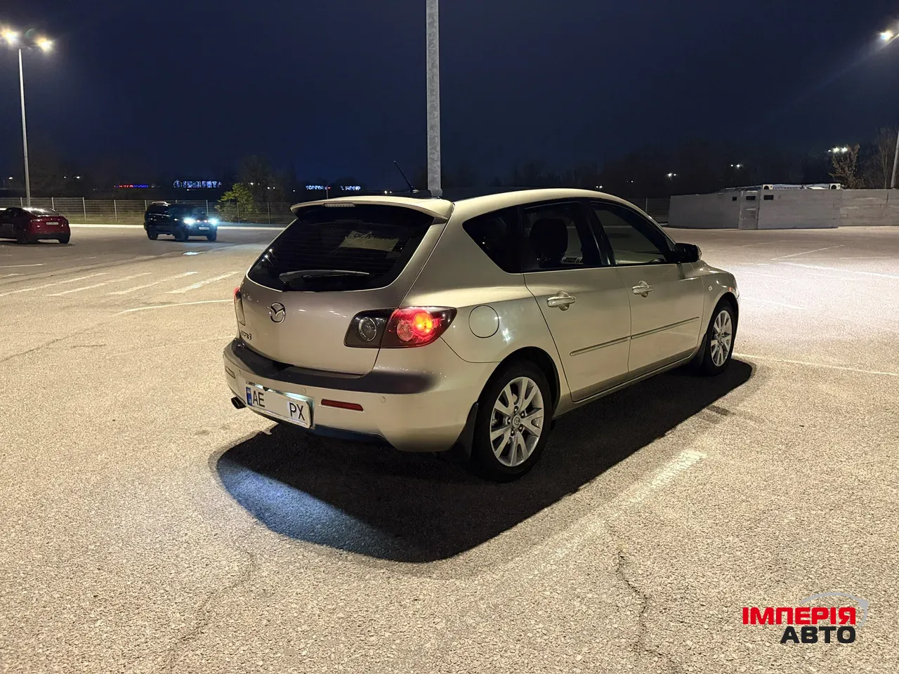 Mazda 3 - фото 3