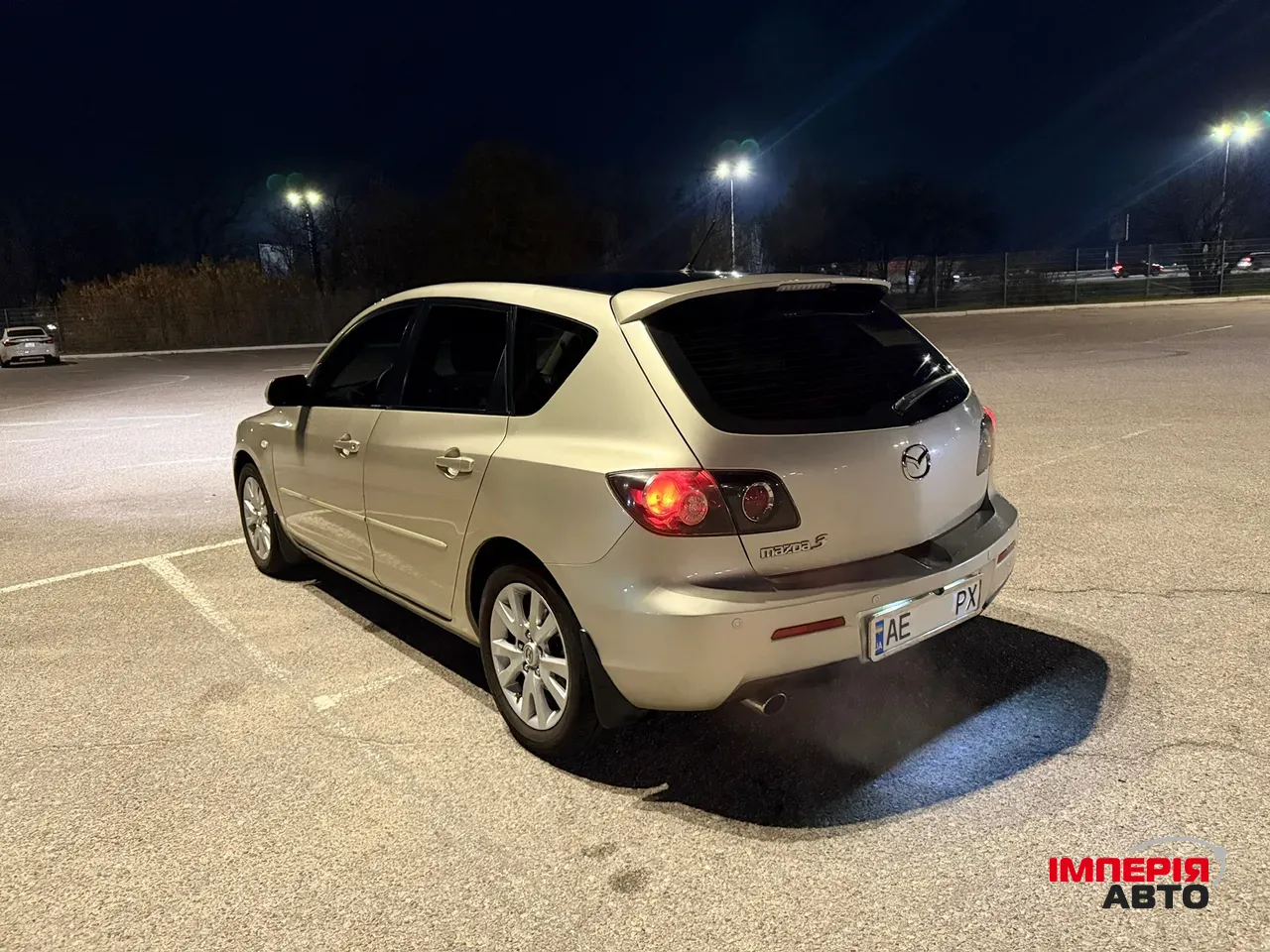 Mazda 3 - фото 4