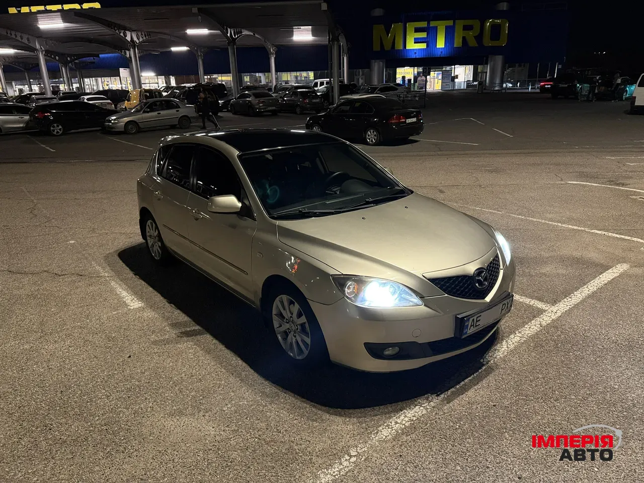 Mazda 3 - фото 1