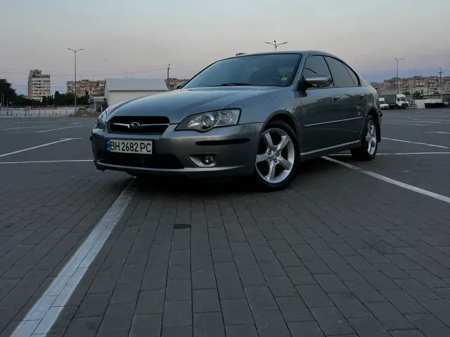 Subaru Legacy - фото 1