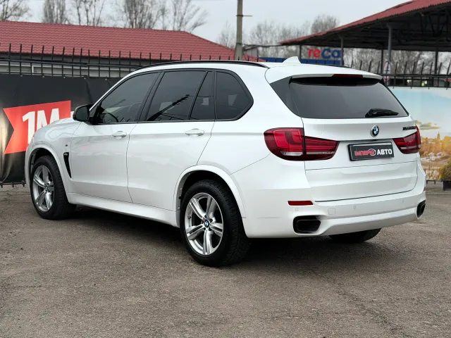 BMW X5 - фото 2