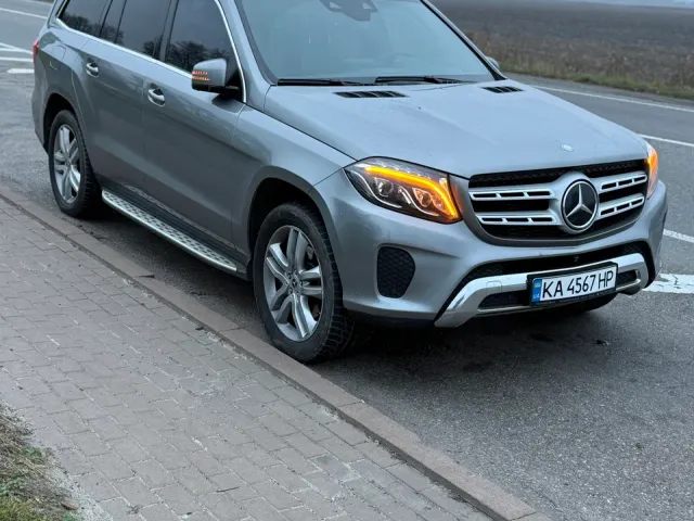Mercedes-Benz GLS - фото 1