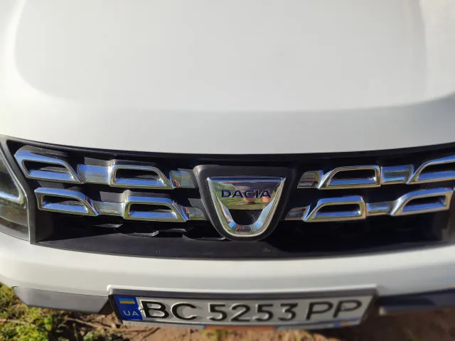 Dacia Duster - фото 3