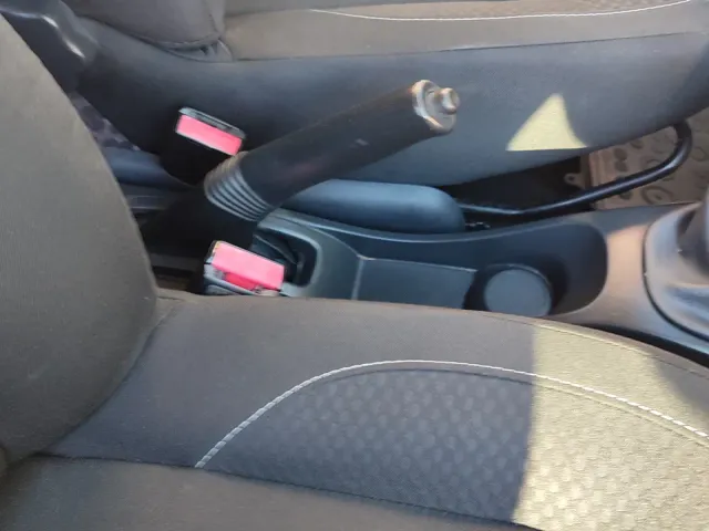 Dacia Duster - фото 4