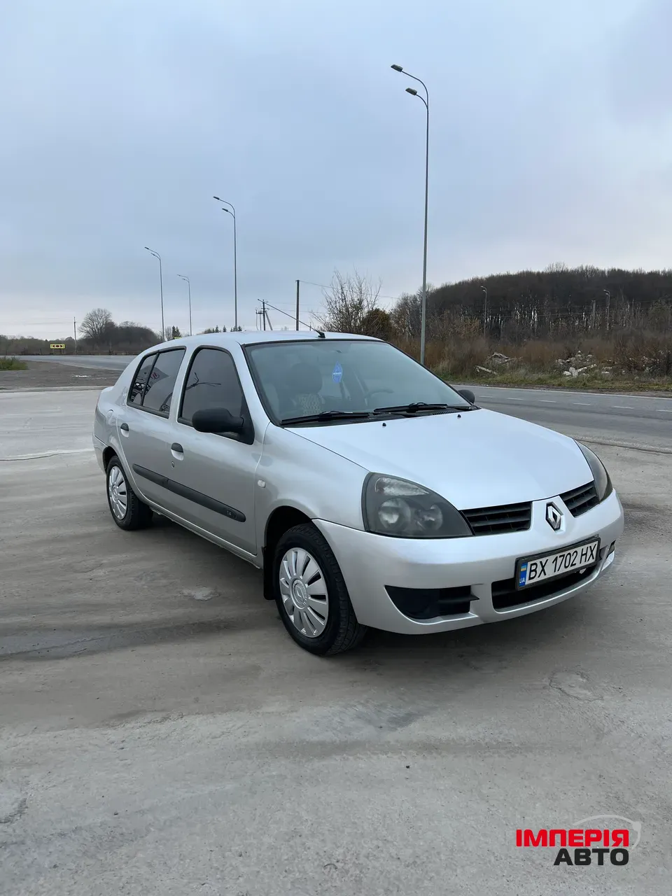 Renault Clio - фото 3