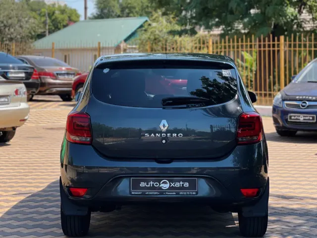 Renault Sandero - фото 5