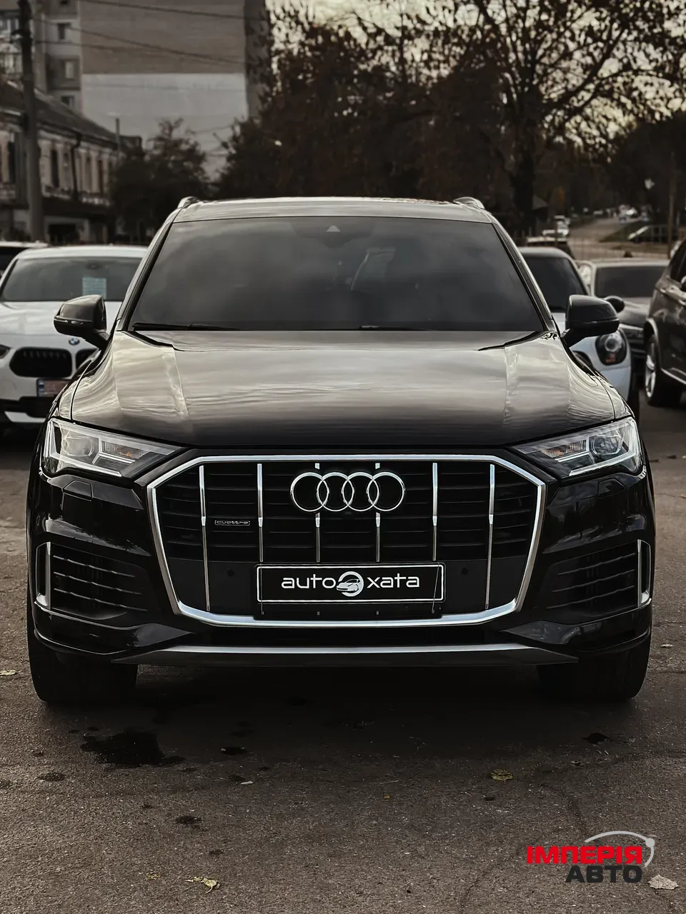 Audi Q7 - фото 1