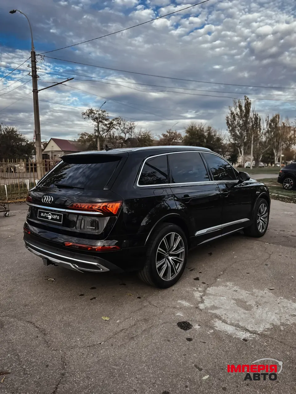 Audi Q7 - фото 4