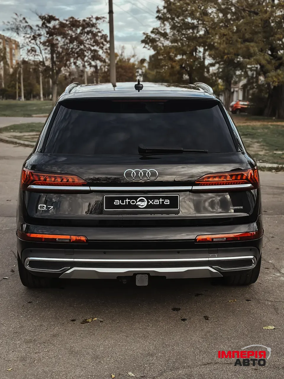 Audi Q7 - фото 6