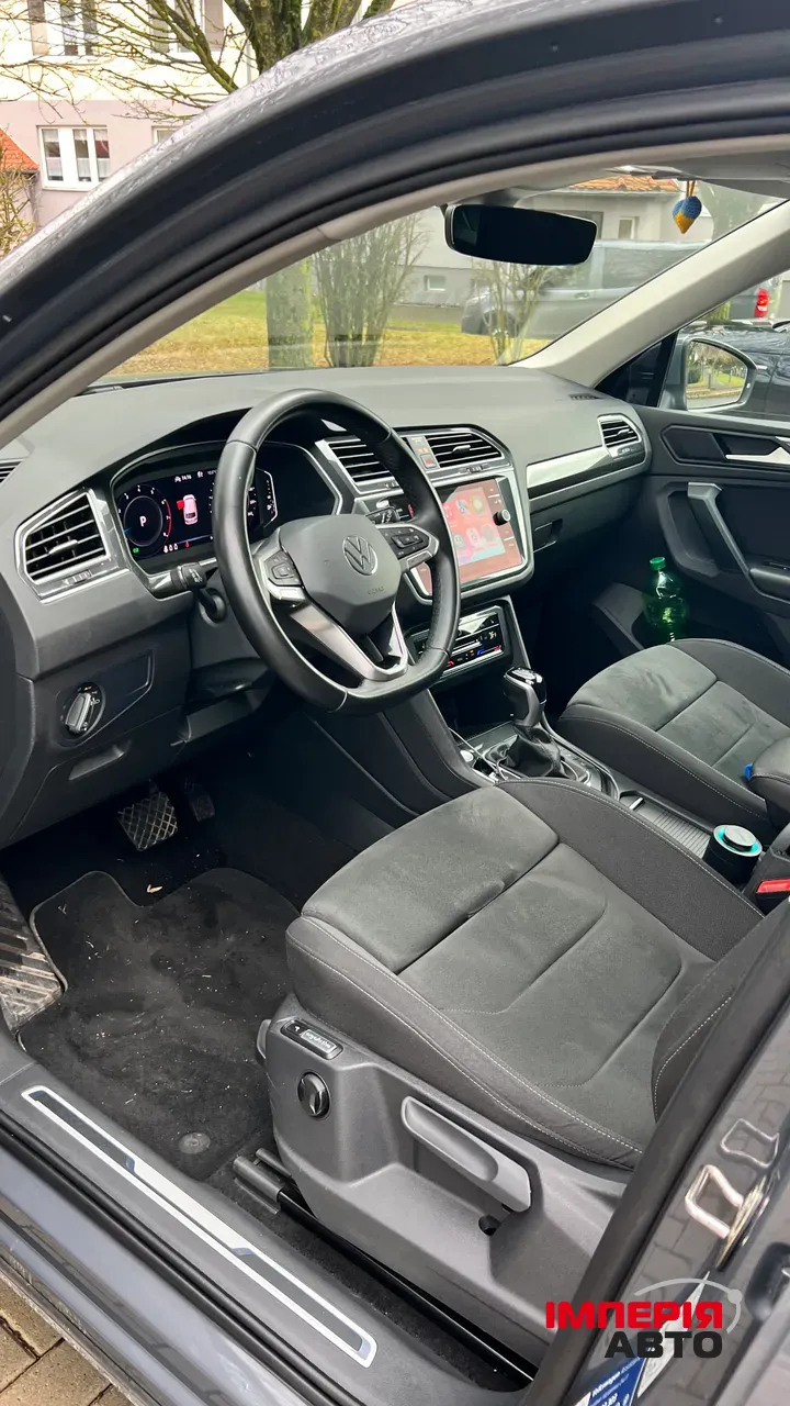 Volkswagen Tiguan - фото 12