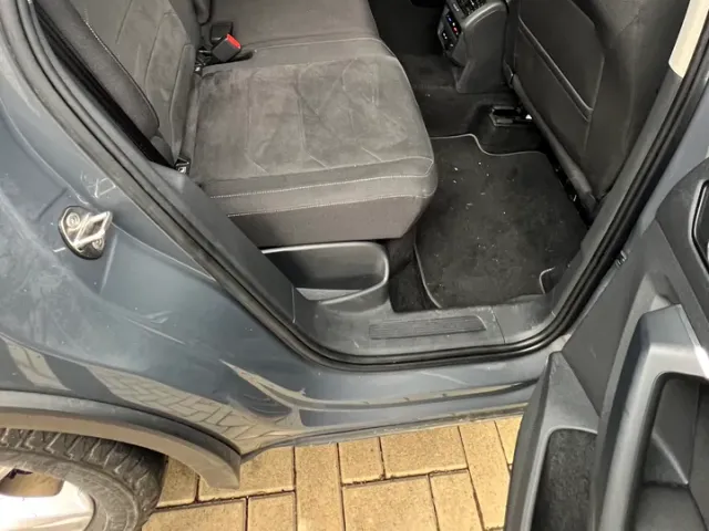 Volkswagen Tiguan - фото 5