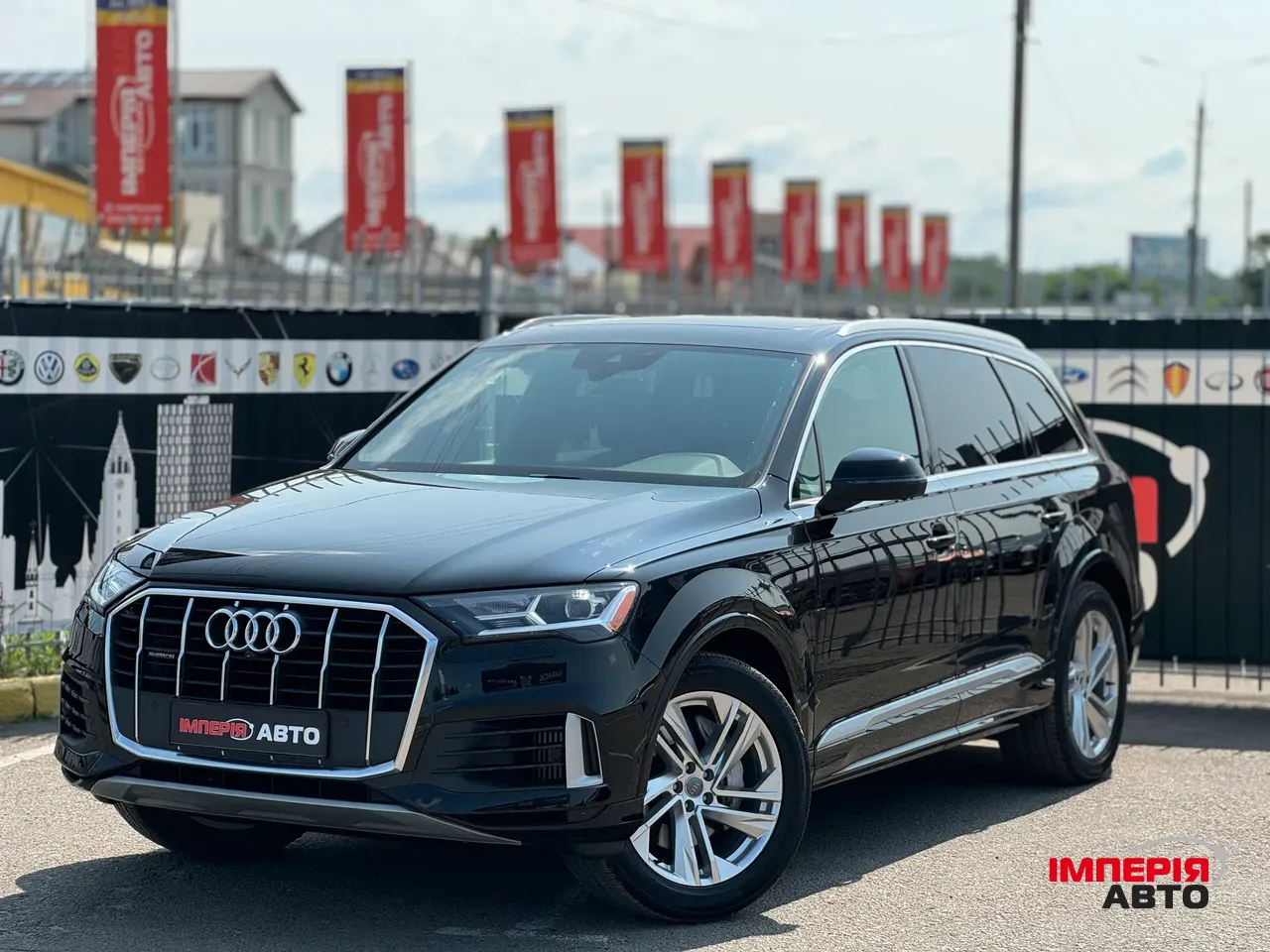 Audi Q7 - фото 1