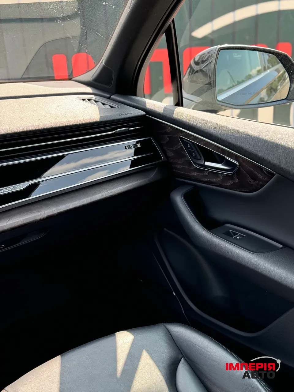 Audi Q7 - фото 13