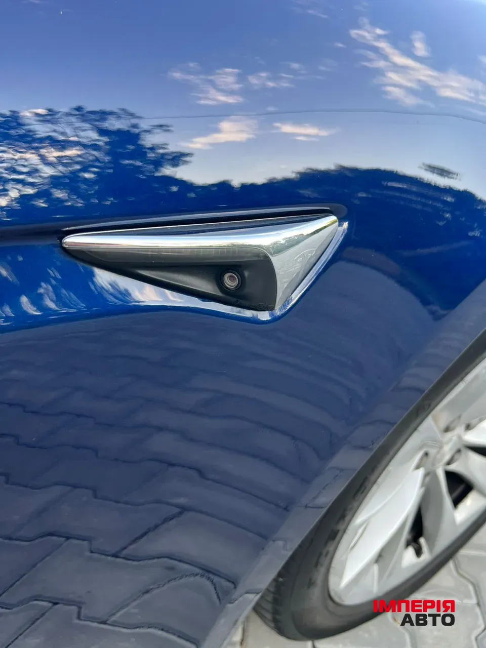 Tesla Model S - фото 8