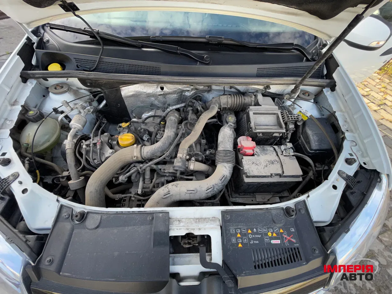 Renault Logan - фото 7