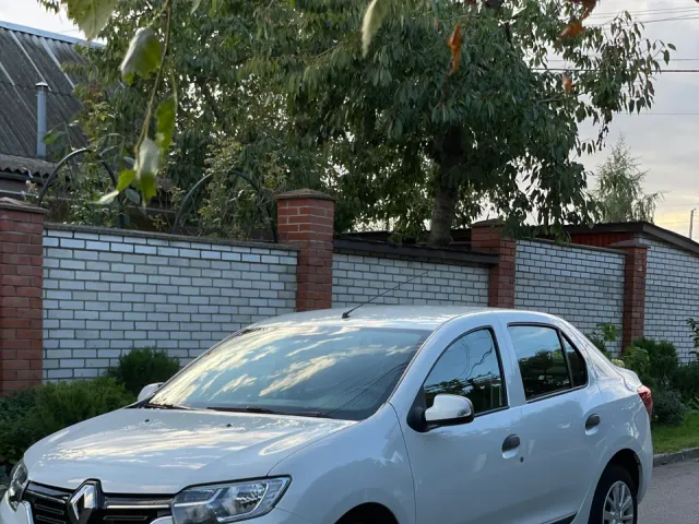 Renault Logan - фото 2