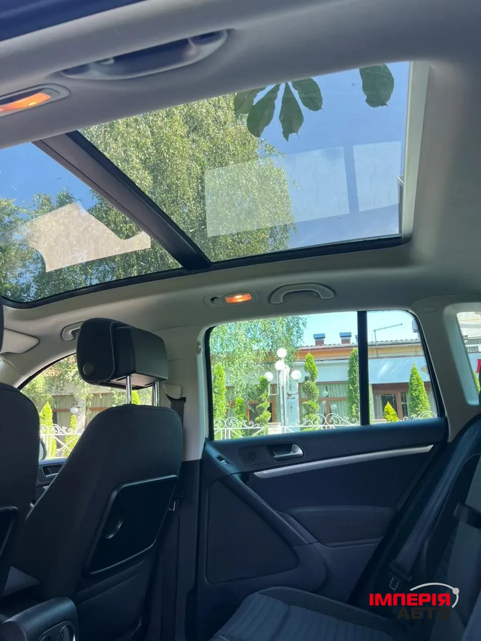 Volkswagen Tiguan - фото 29