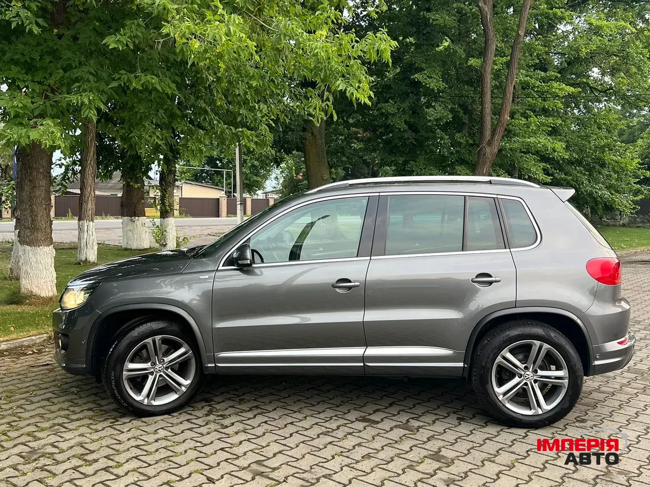 Volkswagen Tiguan - фото 7