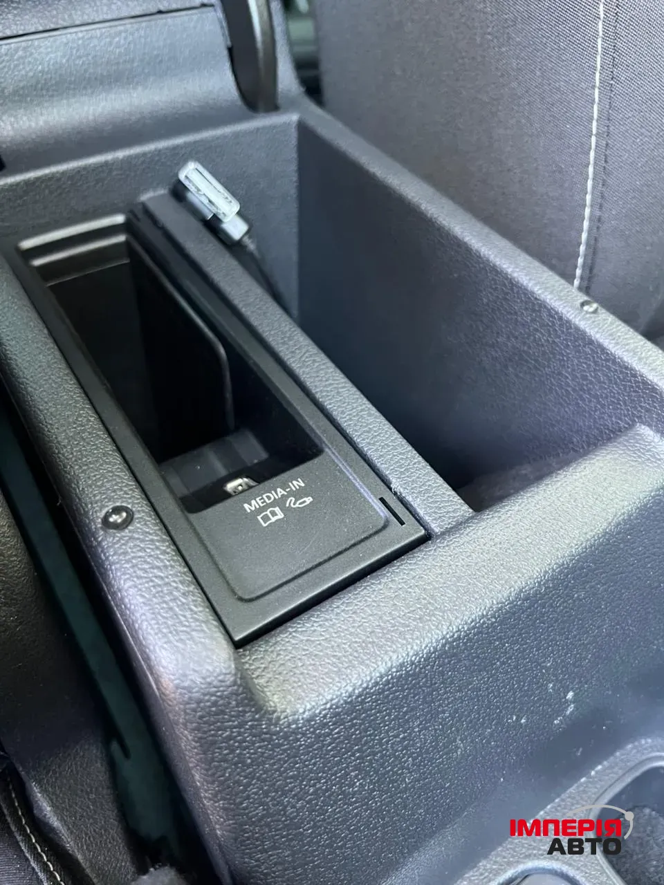 Volkswagen Tiguan - фото 35