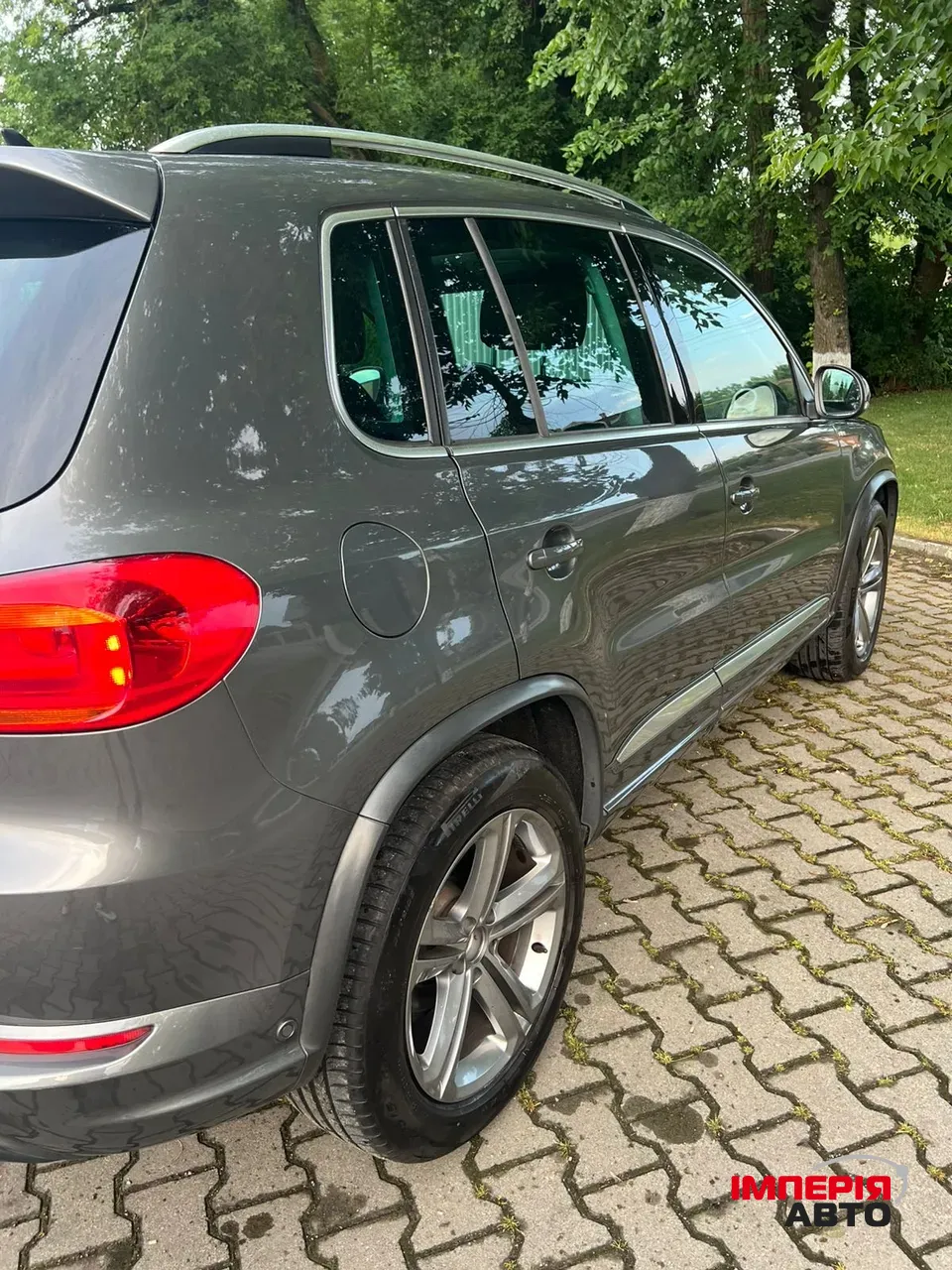 Volkswagen Tiguan - фото 10