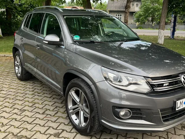 Volkswagen Tiguan - фото 5
