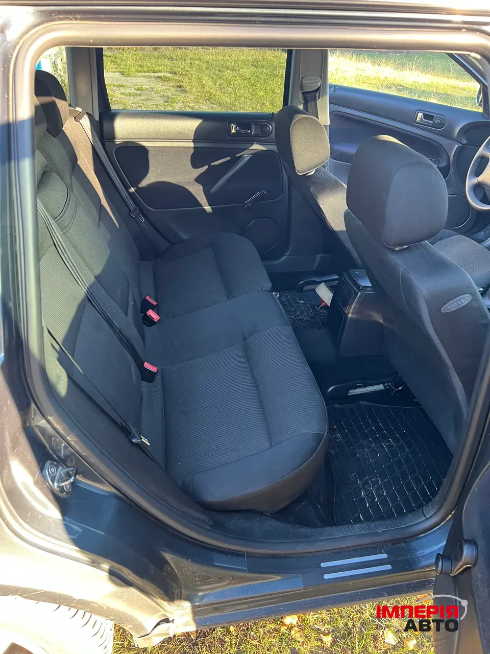 Volkswagen Passat - фото 12