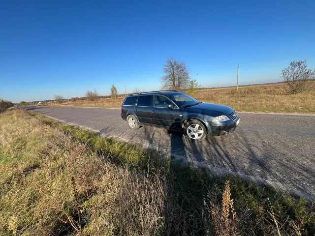 Volkswagen Passat - фото 4