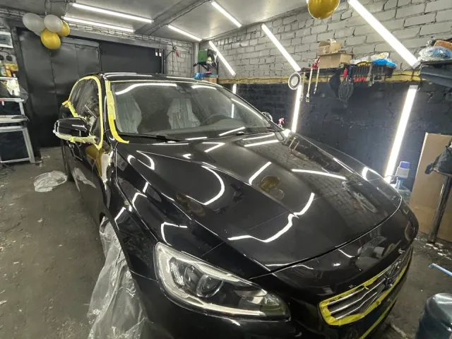 Volvo V60 - фото 2