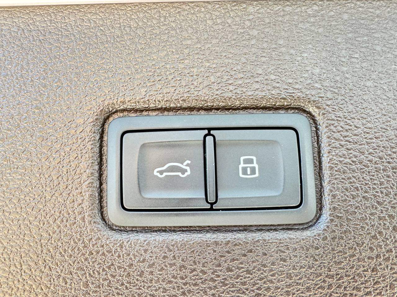 Audi Q7 - фото 3