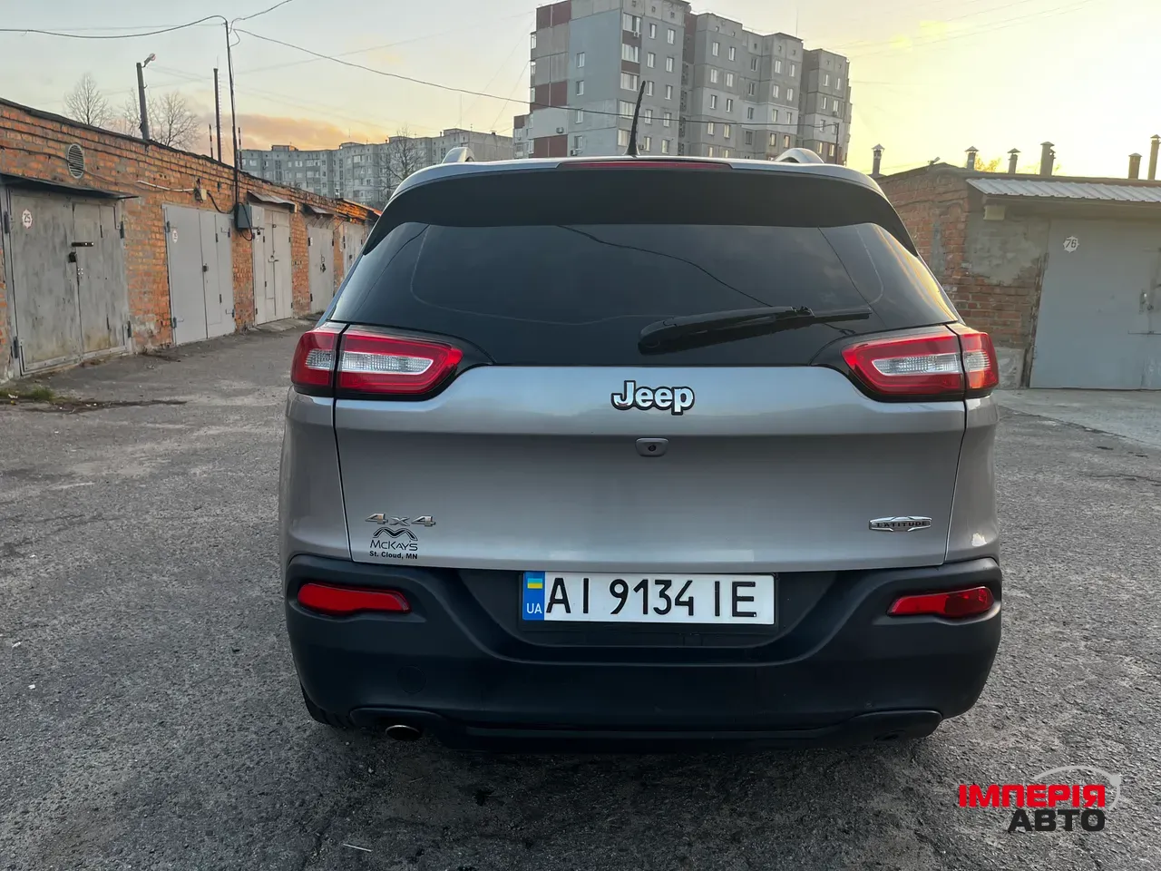 Jeep Cherokee - фото 7