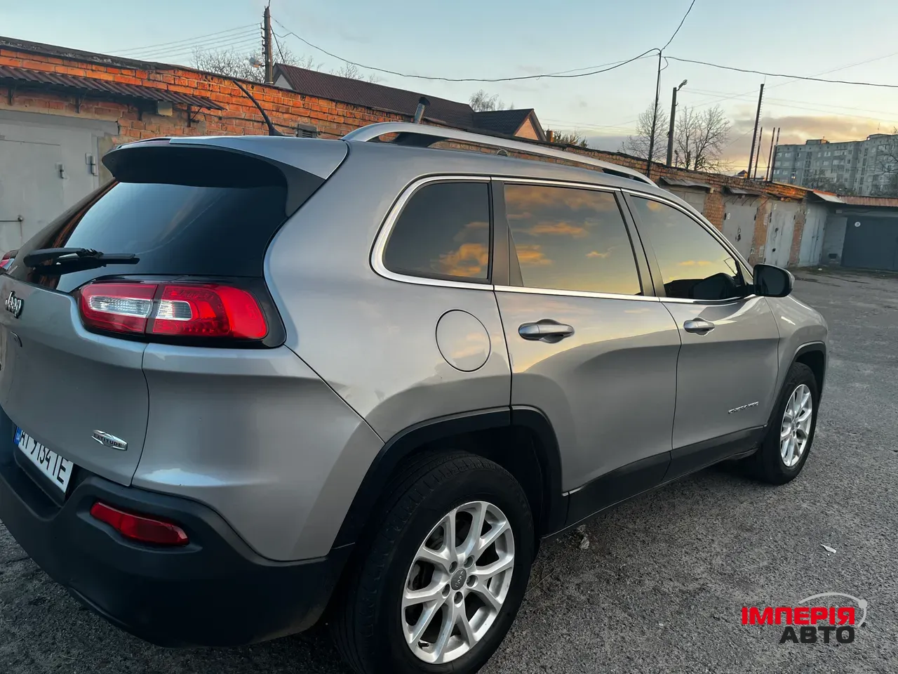 Jeep Cherokee - фото 6