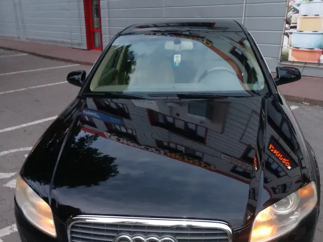 Audi A4 - фото 1