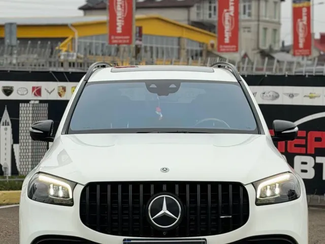 Mercedes-Benz GLS - фото 2