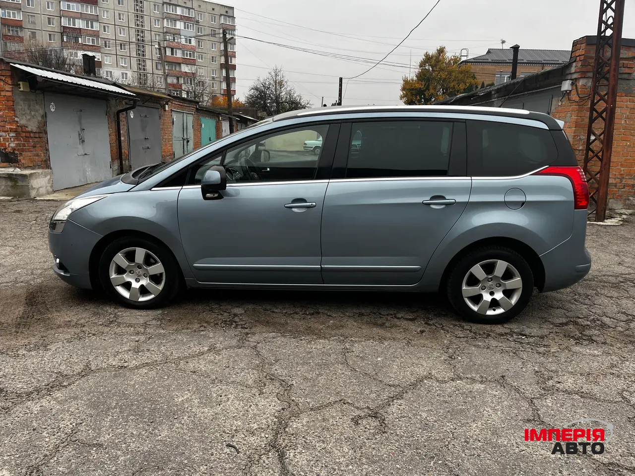 Peugeot 5008 - фото 5