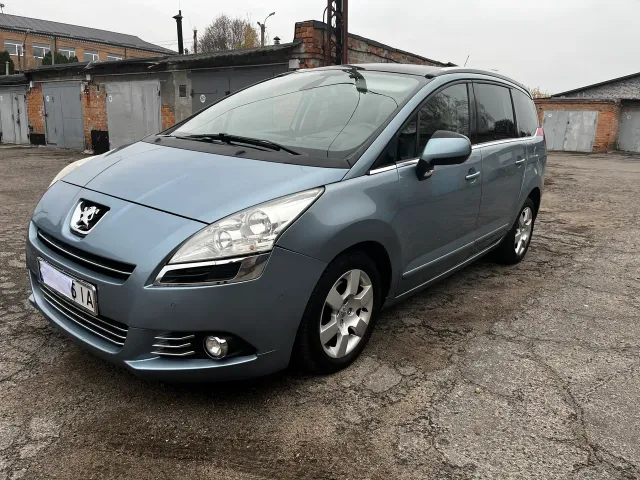 Peugeot 5008 - фото 2