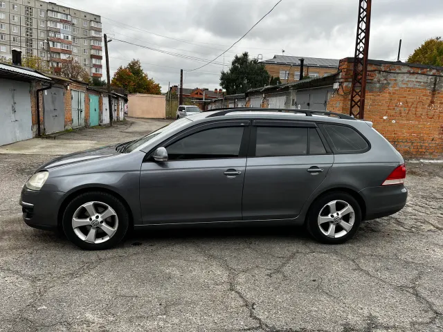 Volkswagen Golf - фото 3