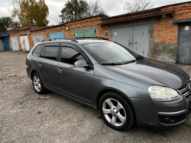 Volkswagen Golf - фото 2