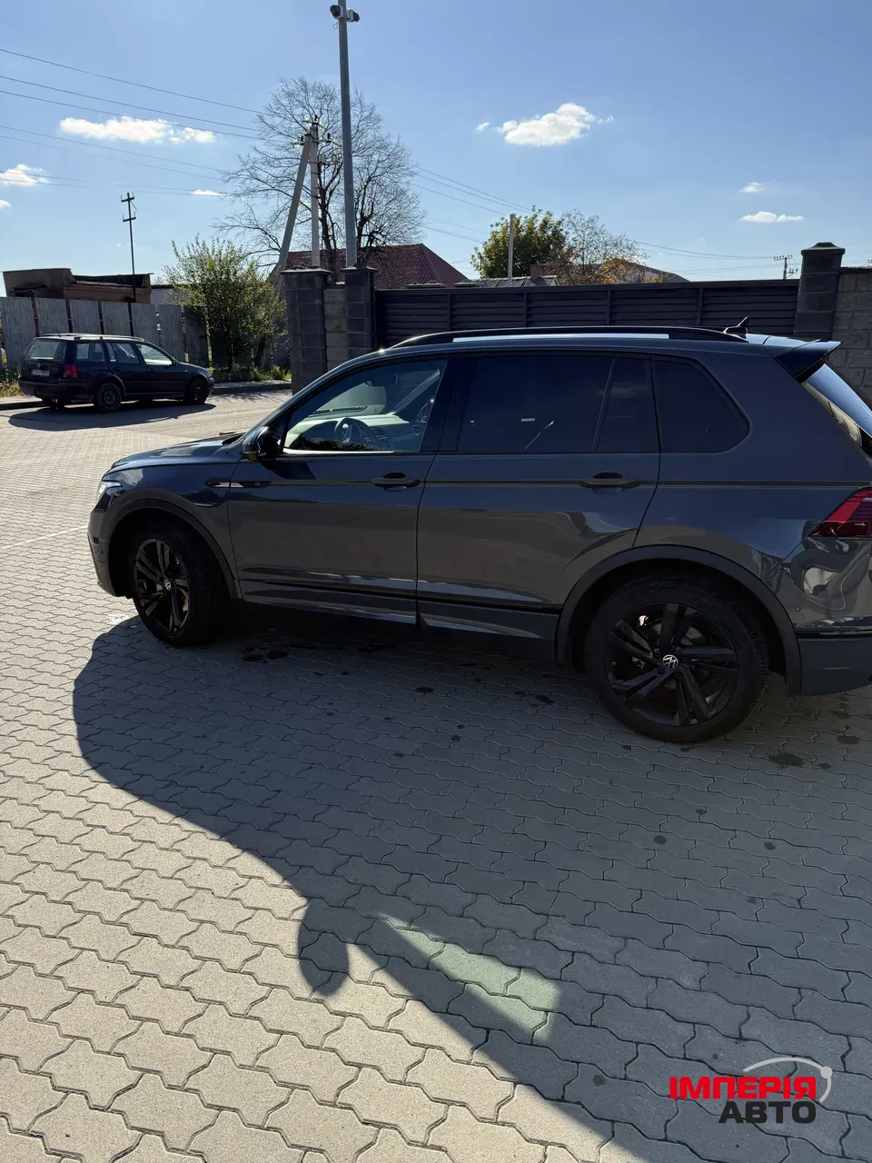Volkswagen Tiguan R - фото 4