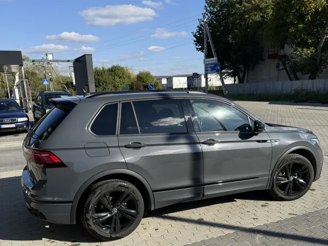 Volkswagen Tiguan R - фото 5