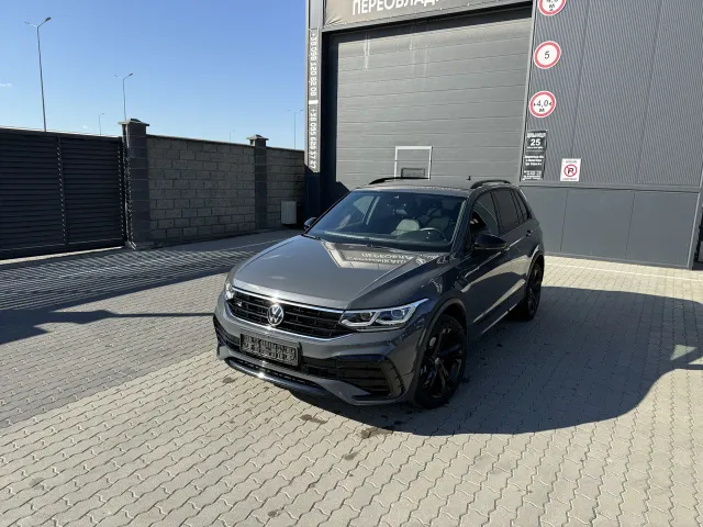 Volkswagen Tiguan R - фото 3