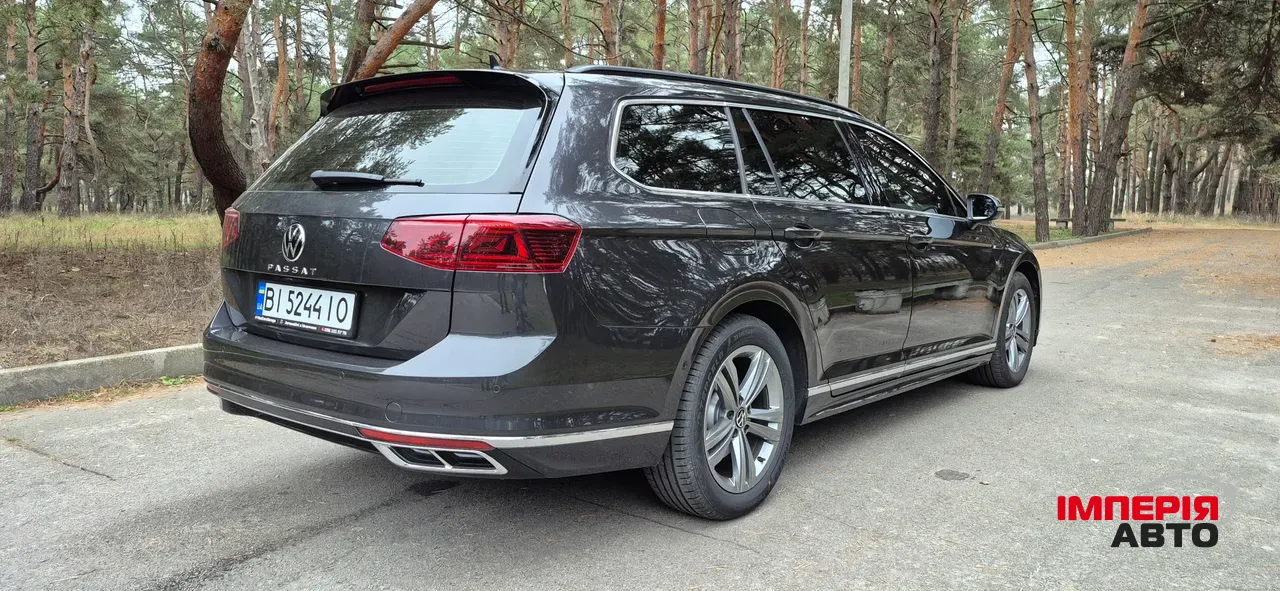 Volkswagen Passat - фото 7