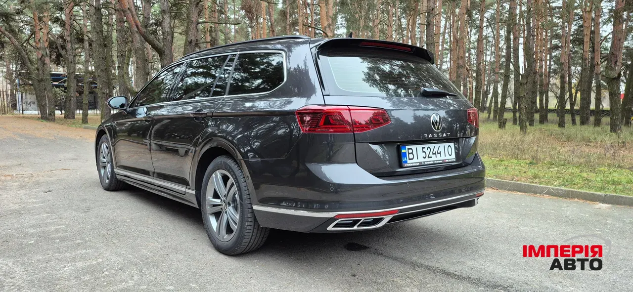 Volkswagen Passat - фото 5