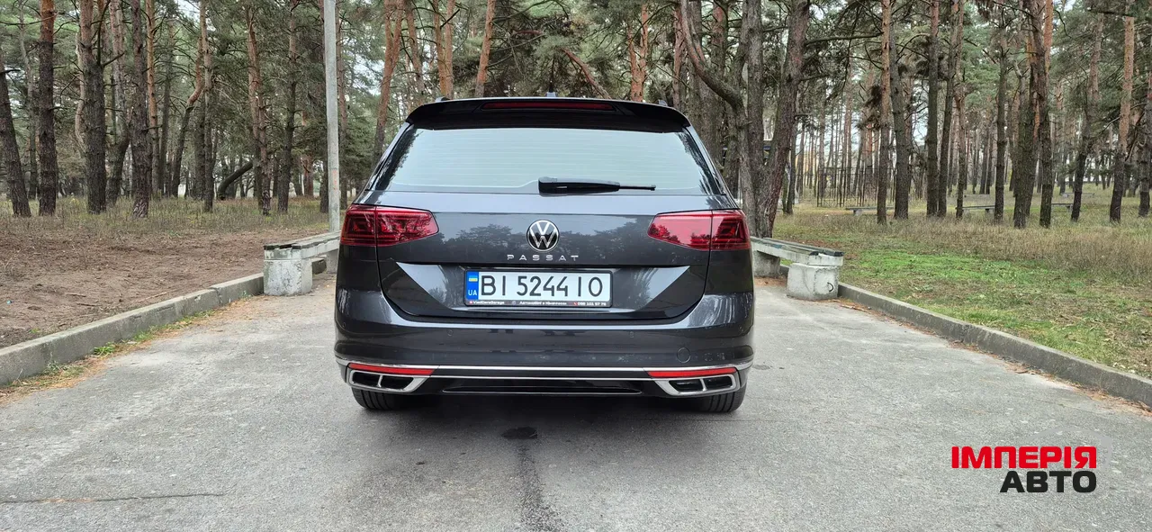 Volkswagen Passat - фото 6