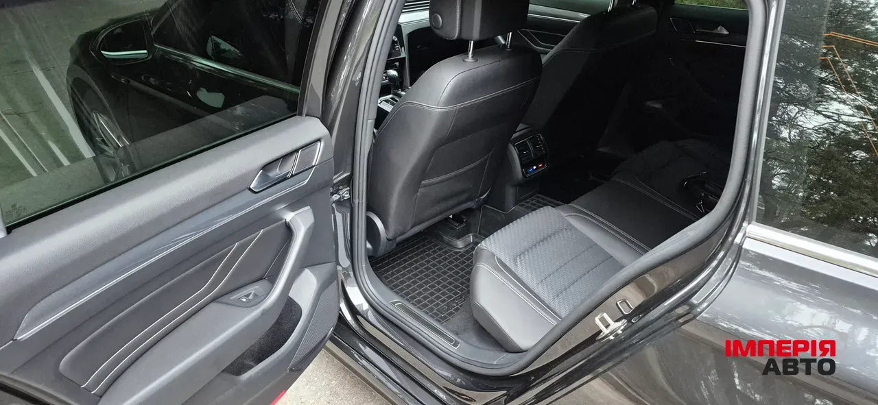 Volkswagen Passat - фото 11