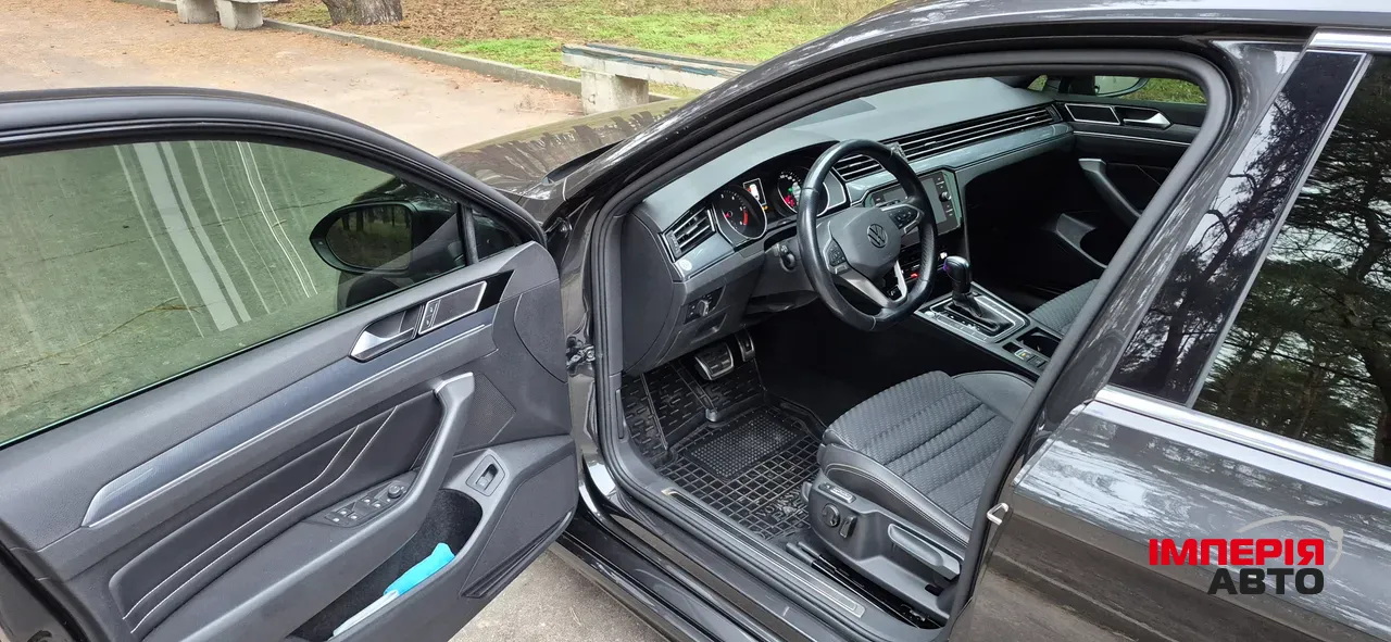 Volkswagen Passat - фото 10