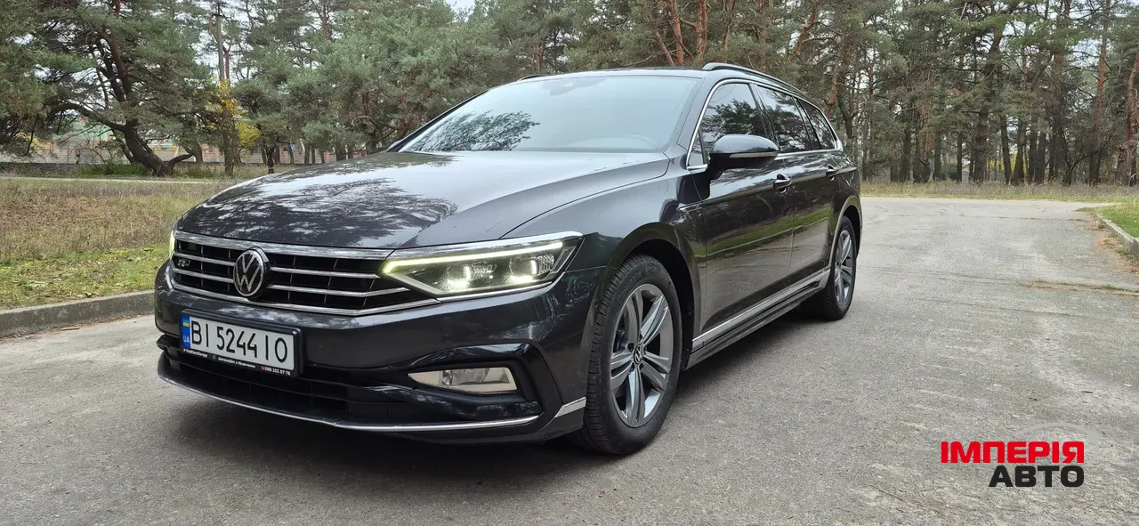 Volkswagen Passat - фото 1