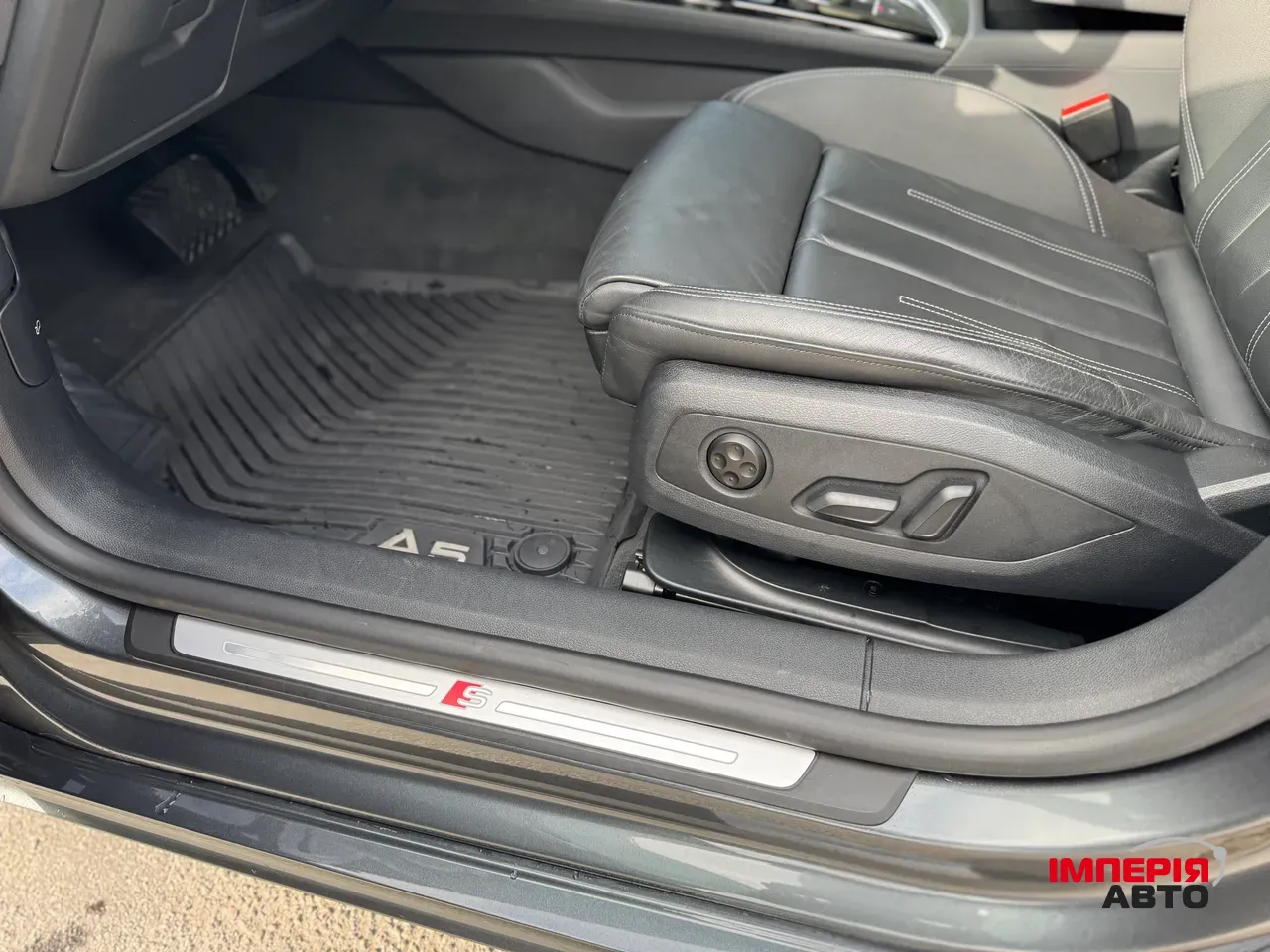 Audi A5 - фото 16