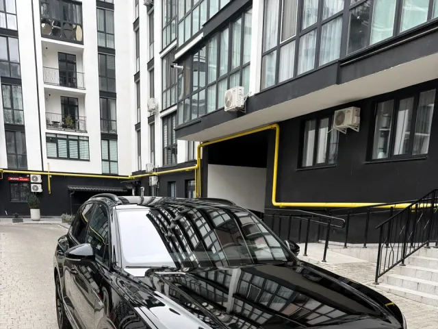 Volkswagen Touareg - фото 2