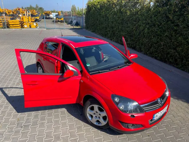 Opel Astra - фото 4