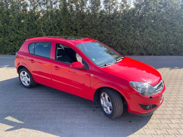 Opel Astra - фото 3